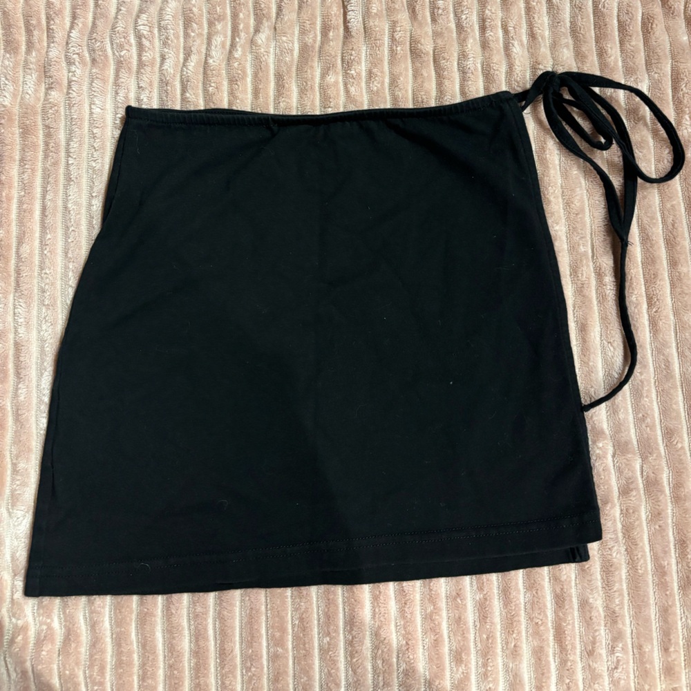 SHEIN Black Tube Top with Tie Accent